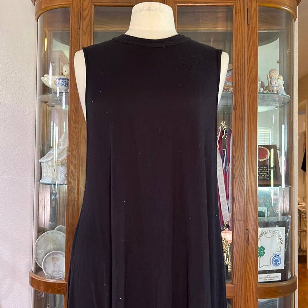 SUPER CUTE AND TRENDY BLACK MINI DRESS